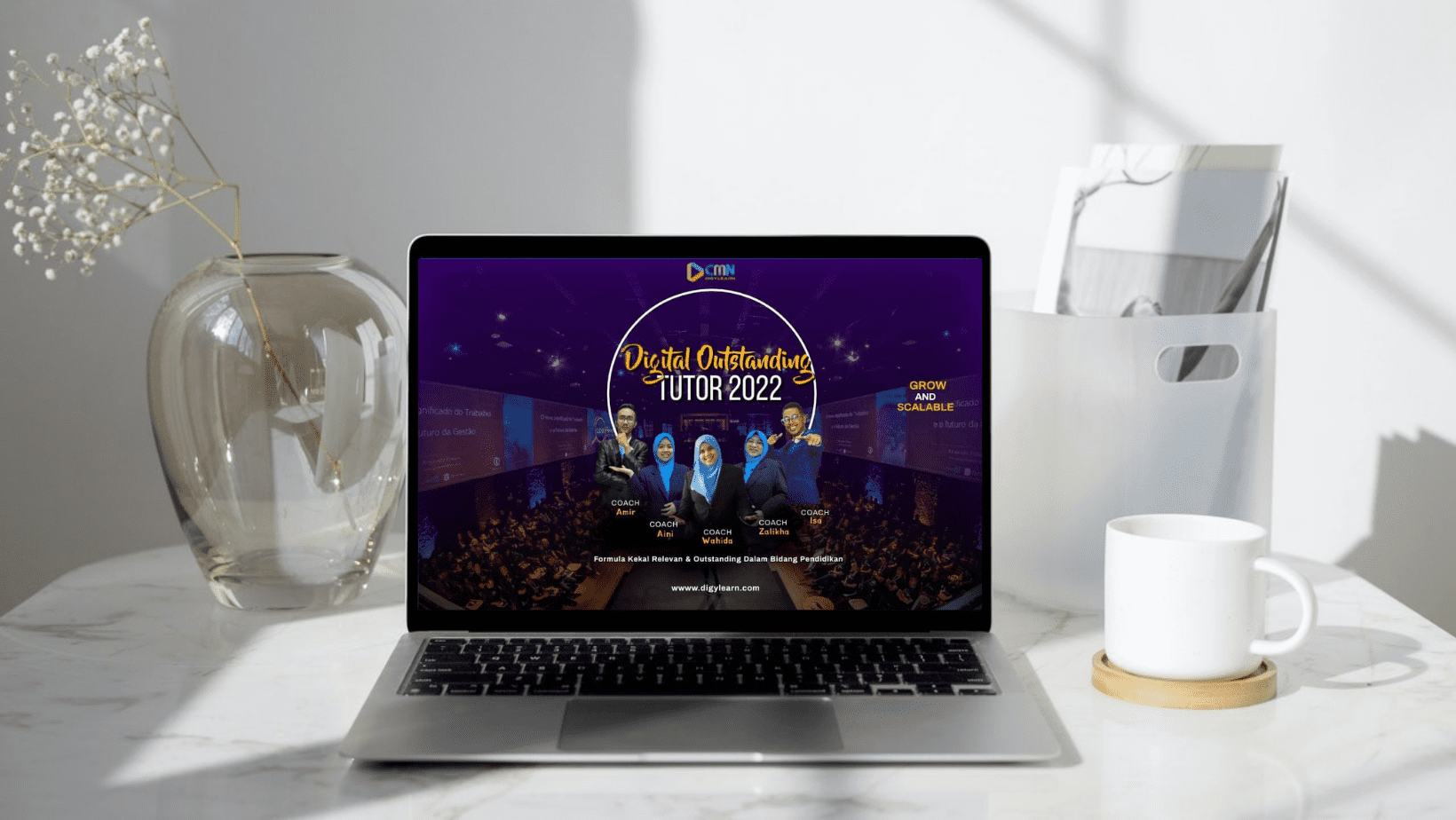 Digital Outstanding Tutor DOT